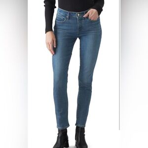 Levi’s 311 Skinny Shaping Jeans